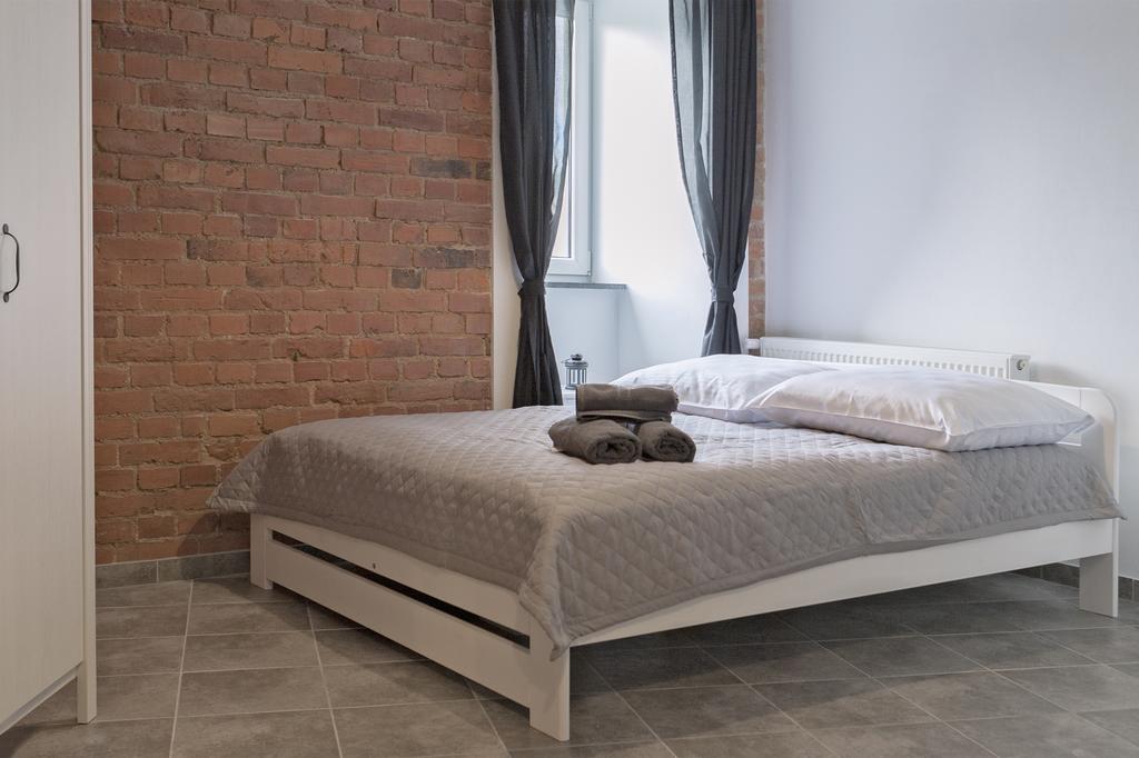 Apartamenty W Starym Browarze 1 Клодзко Экстерьер фото